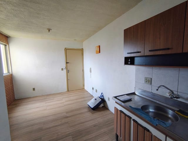 Apartamento 2 quartos e 1 banheiro, à venda, no bairro Fragata em Pelotas