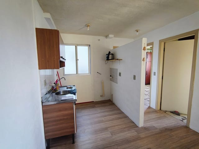 Apartamento 2 quartos e 1 banheiro, à venda, no bairro Fragata em Pelotas