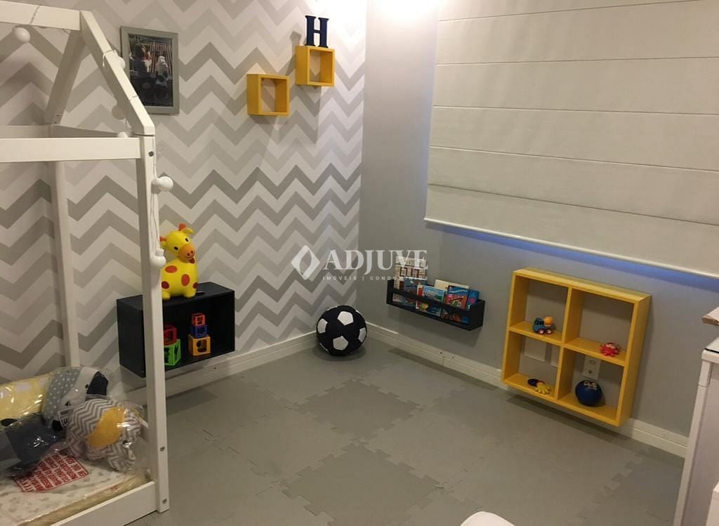 Apartamento à venda com 2 quartos, 76m² - Foto 2