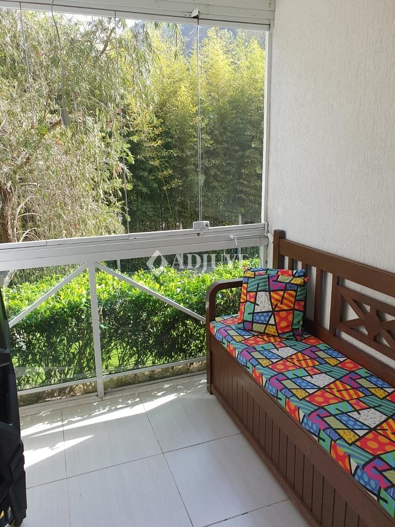 Apartamento à venda com 2 quartos, 76m² - Foto 11