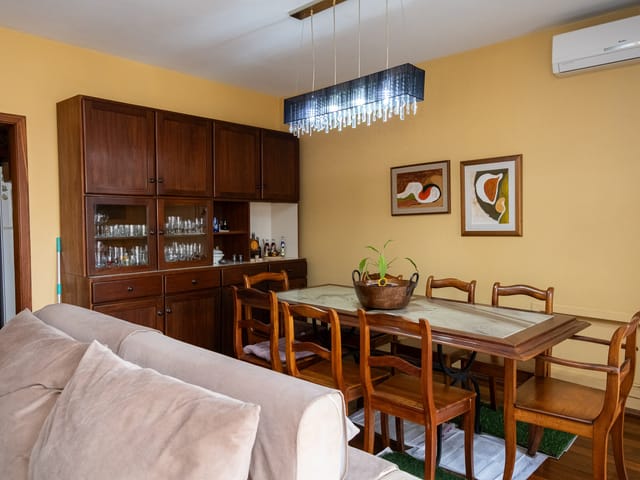 Apartamento com 217m² 3 quartos e 3 banheiros, à venda, no bairro Centro em Pelotas