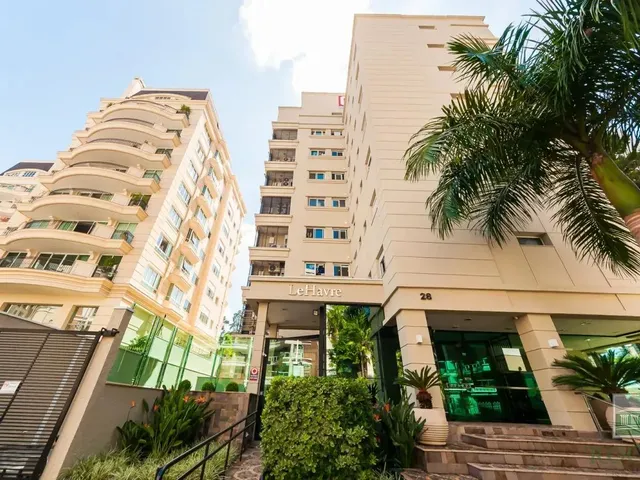 Apartamento 3 quartos e 5 banheiros, à venda, no bairro Ahú em Curitiba