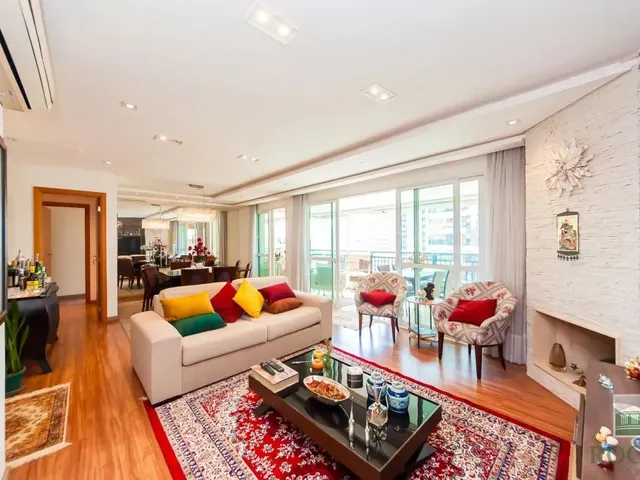 Apartamento 3 quartos e 5 banheiros, à venda, no bairro Ahú em Curitiba