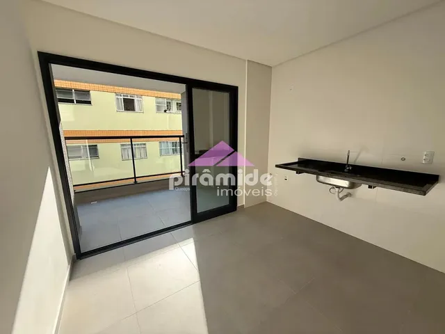 Apartamento com 10m² 1 quarto e 1 banheiro, à venda, no bairro Sumaré em Caraguatatuba