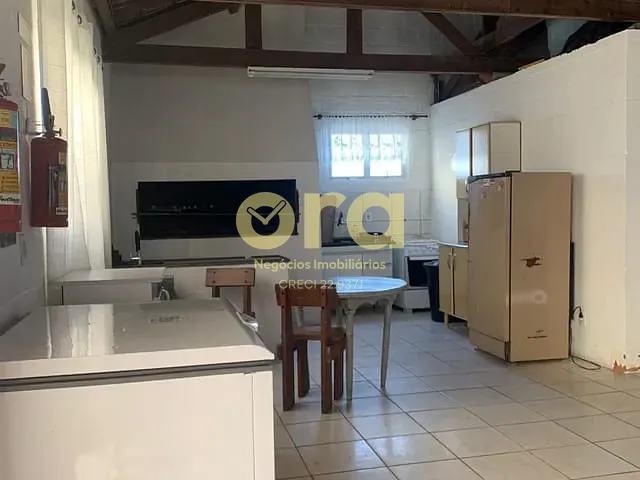 Apartamento com 59m² 2 quartos e 1 banheiro, à venda, no bairro Areal em Pelotas