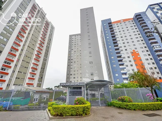 Apartamento 2 quartos e 1 banheiro, para alugar, no bairro Cristo Rei em Curitiba