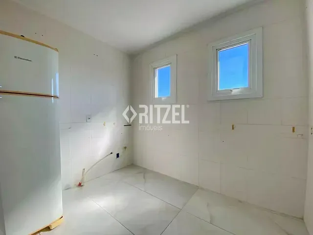 Apartamento 2 quartos e 1 banheiro, para alugar, no bairro Ouro Branco em Novo Hamburgo