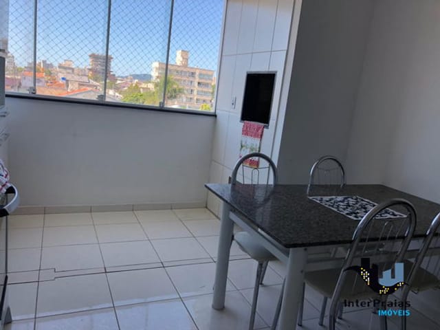 Apartamento com 90m², à venda, no bairro Balneário Pereque em Porto Belo