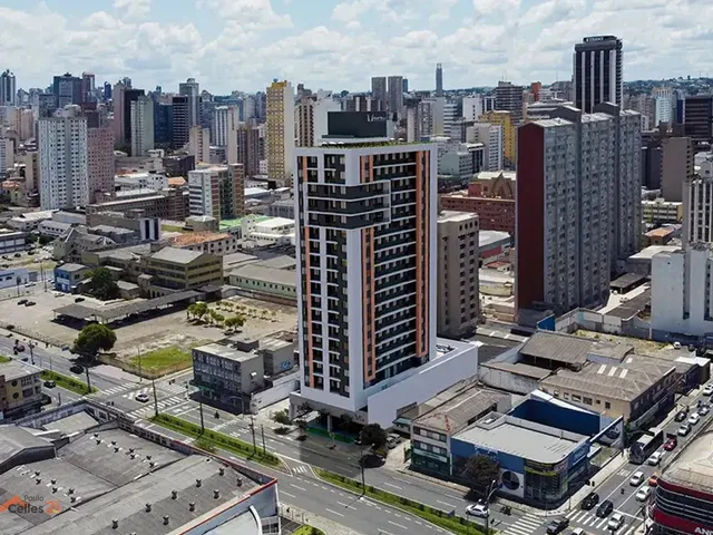 Apartamento 2 quartos e 2 banheiros, à venda, no bairro Centro em Curitiba