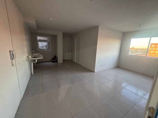 Apartamento 2 quartos e 1 banheiro, à venda, no bairro Três Vendas em Pelotas