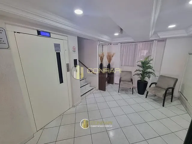 Apartamento com 134m² 3 quartos e 1 banheiro, à venda, no bairro Meia Praia em Itapema