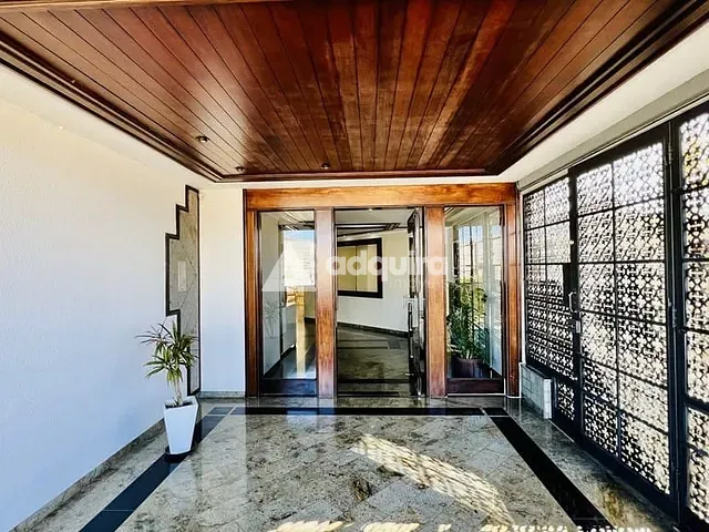 Apartamento com 298m² 3 quartos e 1 banheiro, à venda, no bairro Centro em Ponta Grossa