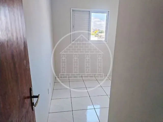 Apartamento 2 quartos e 1 banheiro, para alugar, no bairro Jardim Beatriz em São Paulo