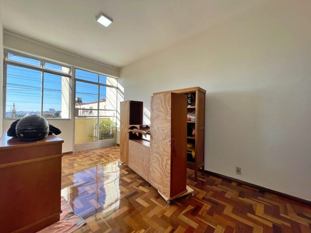 Foto do Apartamento - Apartamento para locação com 3 quartos, armários e uma vaga coberta, Santa Efigênia, Belo Horizonte, MG | Deltalar Imóveis