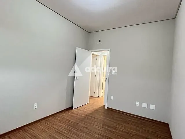 Apartamento 2 quartos e 2 banheiros, à venda, no bairro Nova Rússia em Ponta Grossa