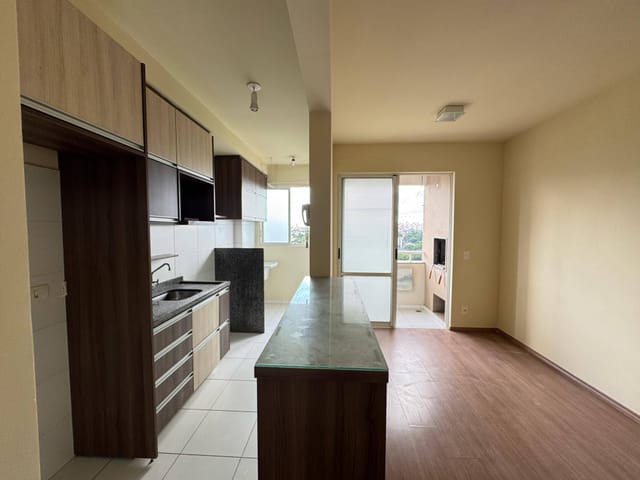 Apartamento 3 quartos e 2 banheiros, à venda, no bairro Aurora em Londrina
