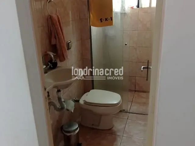 Apartamento com 61m² 3 quartos e 1 banheiro, à venda, no bairro Vale dos Tucanos em Londrina