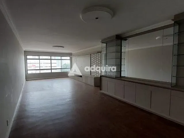 Apartamento com 155m² 3 quartos e 1 banheiro, à venda, no bairro Centro em Ponta Grossa