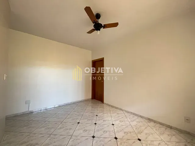 Apartamento 2 quartos e 1 banheiro, para alugar, no bairro Centro em Novo Hamburgo