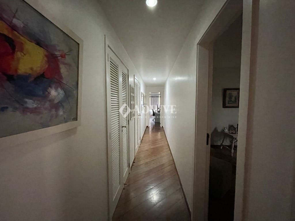 Apartamento à venda com 4 quartos, 262m² - Foto 7