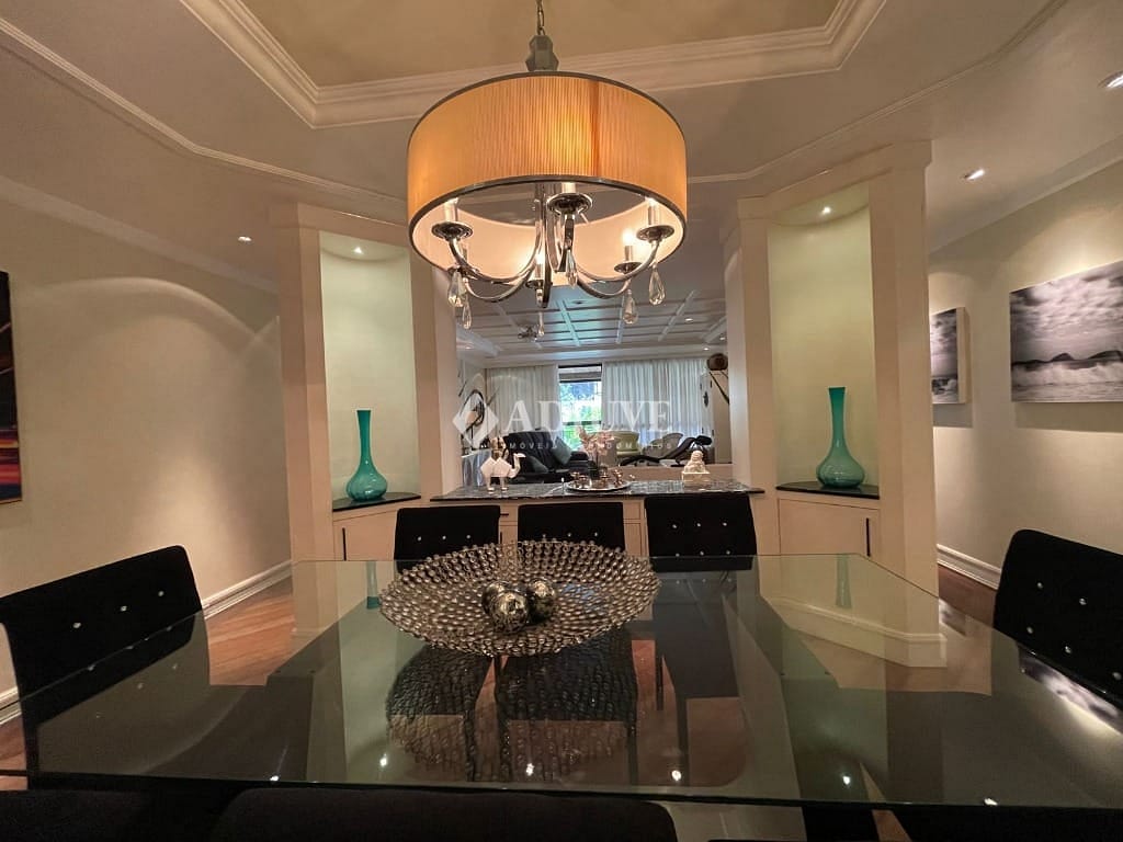 Apartamento à venda com 4 quartos, 262m² - Foto 5
