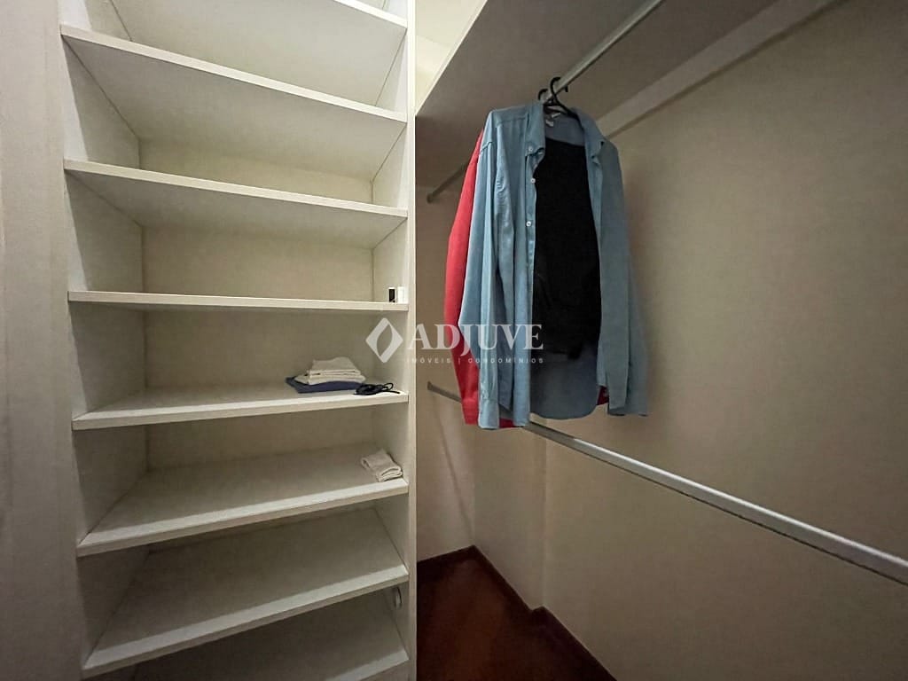 Apartamento à venda com 4 quartos, 262m² - Foto 17