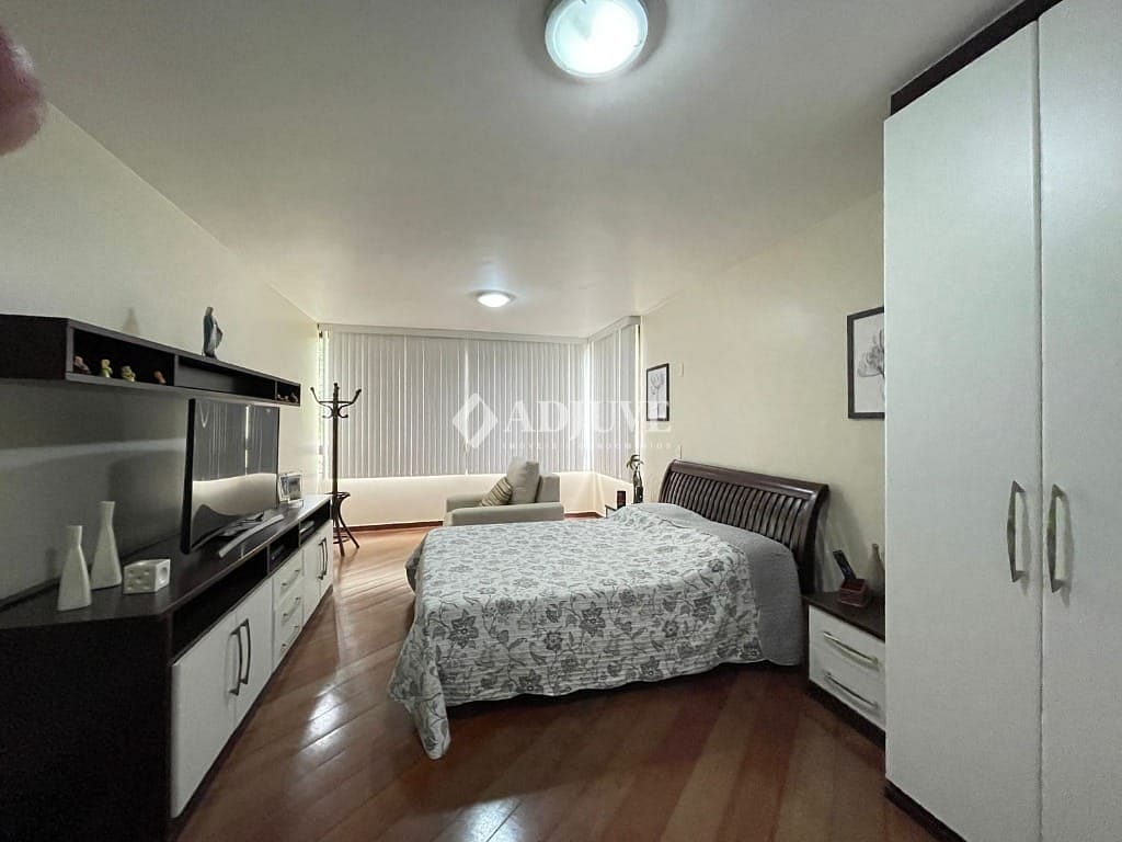 Apartamento à venda com 4 quartos, 262m² - Foto 16