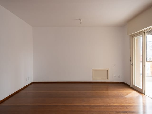 Apartamento com 185m² 3 quartos e 2 banheiros, à venda, no bairro Centro em Pelotas