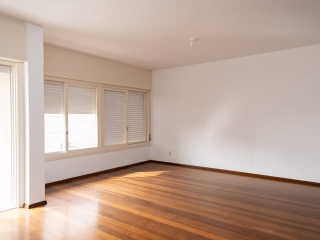 Apartamento com 185m² 3 quartos e 2 banheiros, à venda, no bairro Centro em Pelotas