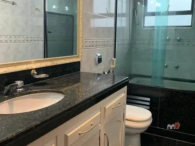 Apartamento 3 quartos e 2 banheiros, à venda ou para alugar, no bairro Centro em Petrópolis
