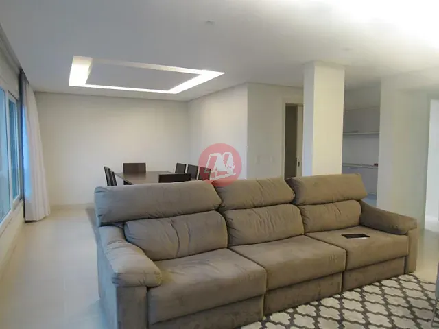 Apartamento 3 quartos e 3 banheiros, à venda, no bairro Petrópolis em Porto Alegre