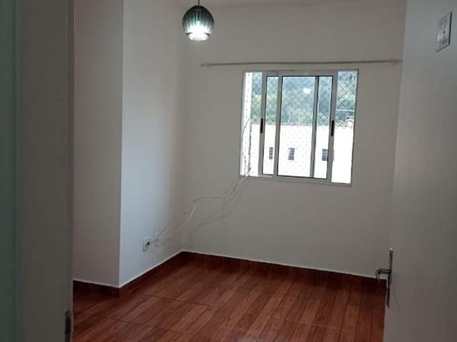 Apartamento com 48m² 2 quartos e 1 banheiro, à venda, no bairro Jardim Central em Cotia