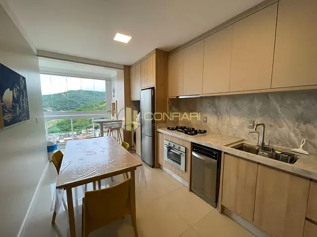 Apartamento com 82m² 2 quartos e 1 banheiro, à venda, no bairro Tabuleiro dos Oliveiras em Itapema