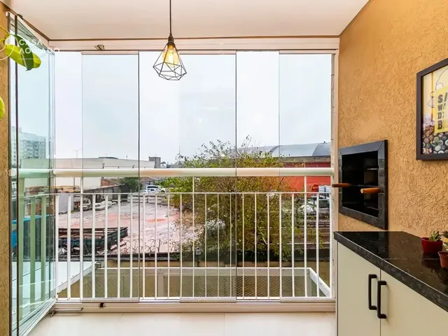 Apartamento 3 quartos e 2 banheiros, à venda, no bairro Xaxim em Curitiba