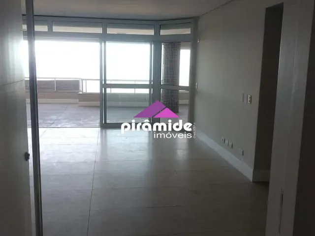 Apartamento com 300m² 4 quartos e 6 banheiros, à venda, no bairro Centro em Caraguatatuba