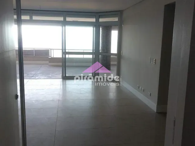 Apartamento com 300m² 4 quartos e 6 banheiros, à venda, no bairro Centro em Caraguatatuba