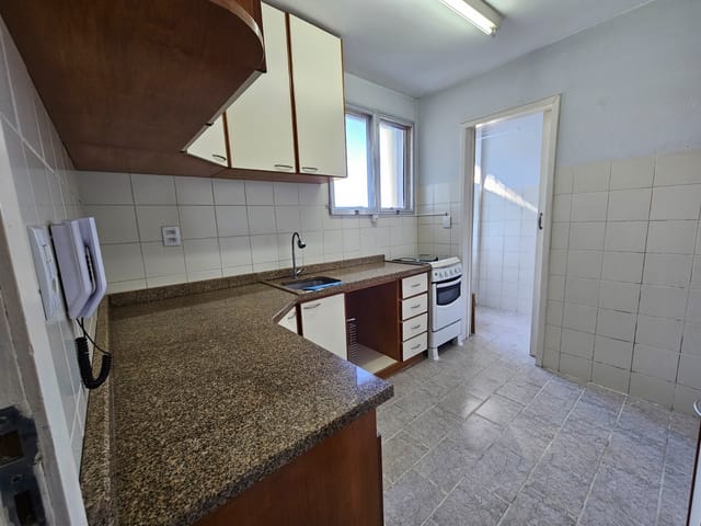Apartamento 3 quartos e 1 banheiro, à venda, no bairro Areal em Pelotas