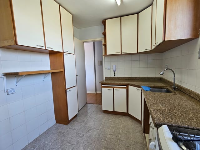 Apartamento 3 quartos e 1 banheiro, à venda, no bairro Areal em Pelotas
