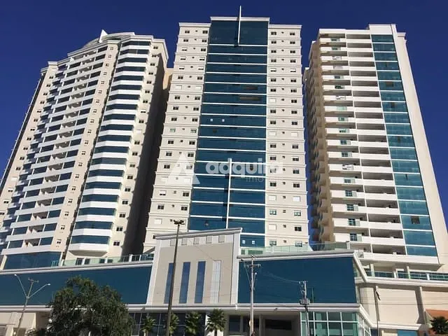 Apartamento com 231m² 3 quartos e 2 banheiros, à venda, no bairro Centro em Ponta Grossa