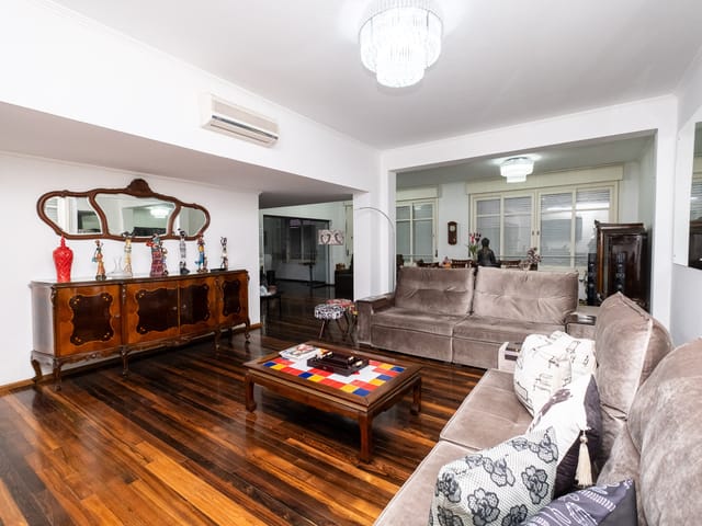 Apartamento 3 quartos e 4 banheiros, à venda, no bairro Centro em Pelotas