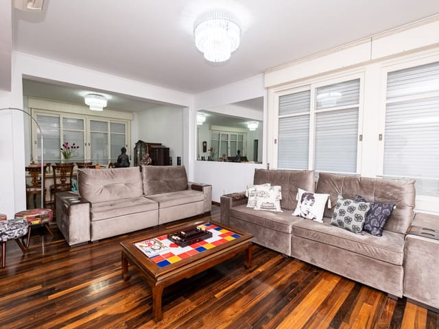Apartamento 3 quartos e 4 banheiros, à venda, no bairro Centro em Pelotas