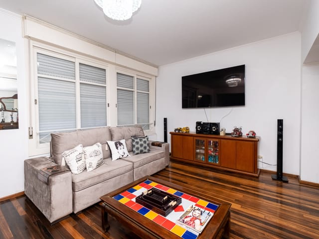 Apartamento 3 quartos e 4 banheiros, à venda, no bairro Centro em Pelotas