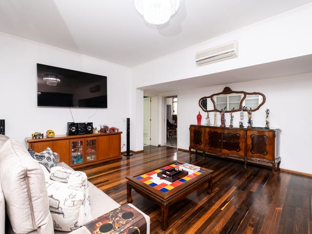 Apartamento 3 quartos e 4 banheiros, à venda, no bairro Centro em Pelotas