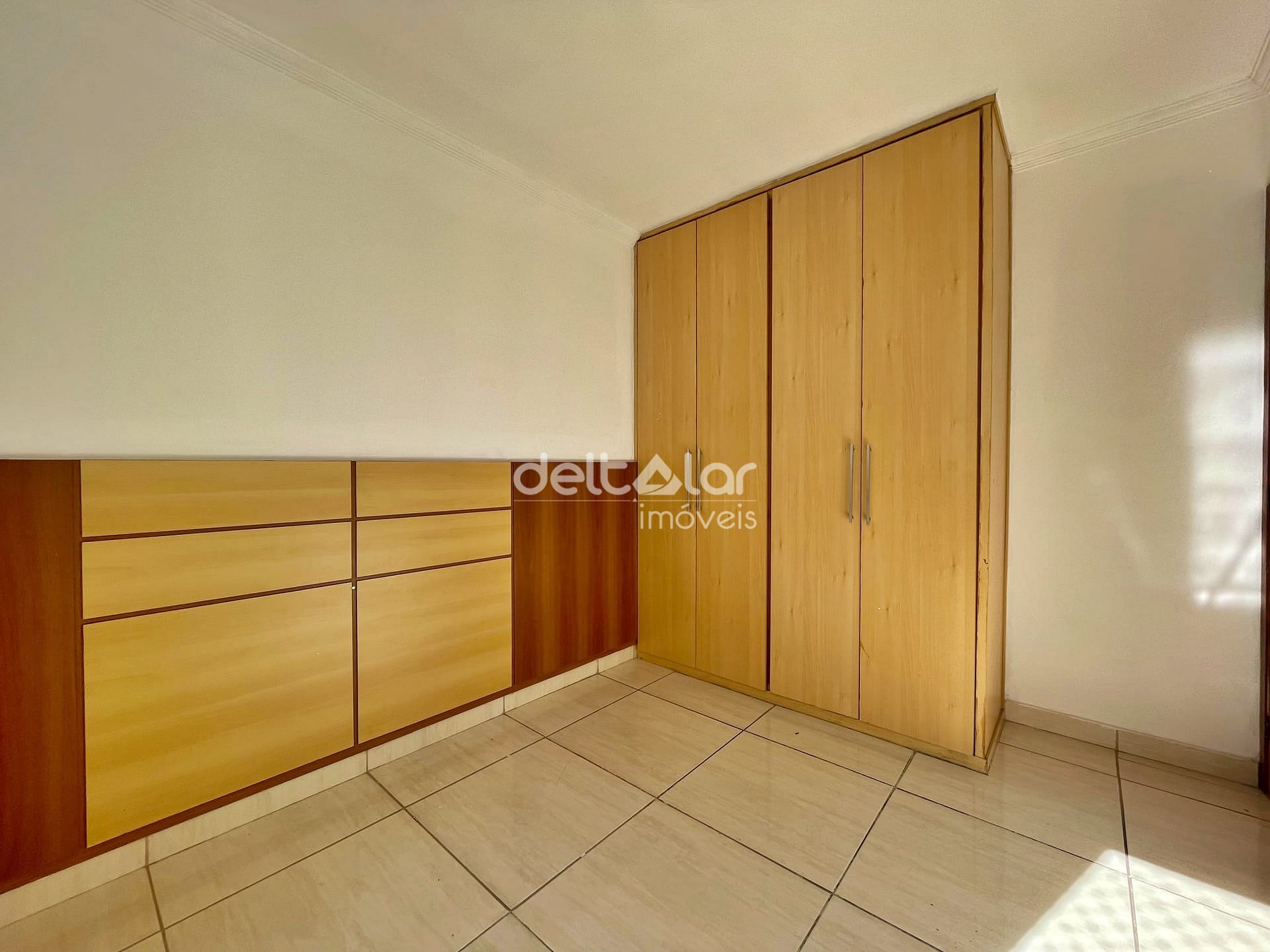 Apartamento para alugar com 2 quartos, 70m² - Foto 11