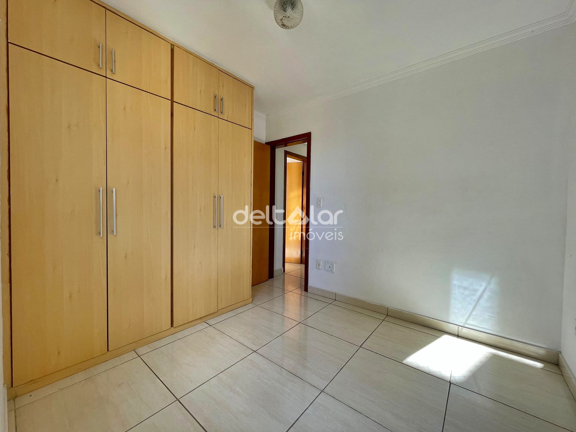 Apartamento para alugar com 2 quartos, 70m² - Foto 13