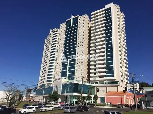 Apartamento com 425m² 3 quartos e 2 banheiros, à venda, no bairro Centro em Ponta Grossa