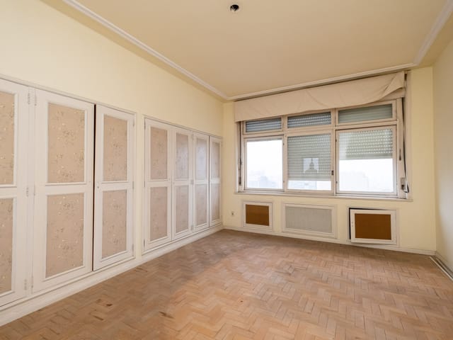 Apartamento com 440m² 3 quartos e 4 banheiros, à venda, no bairro Centro em Pelotas