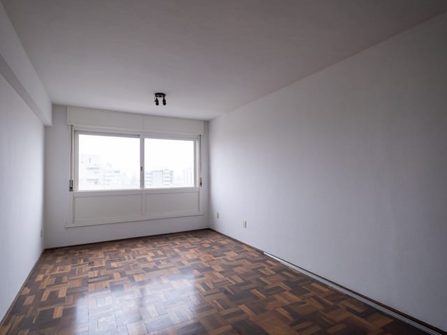 Apartamento 1 quarto e 1 banheiro, à venda, no bairro Centro em Pelotas