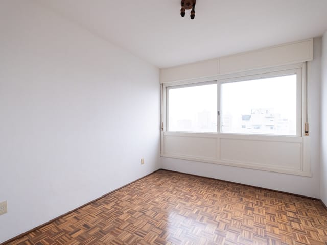 Apartamento 1 quarto e 1 banheiro, à venda, no bairro Centro em Pelotas