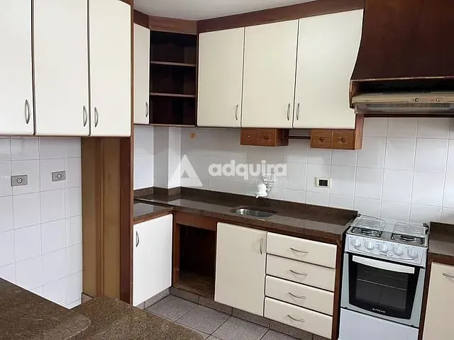 Apartamento com 128m² 3 quartos e 2 banheiros, à venda, no bairro Centro em Ponta Grossa